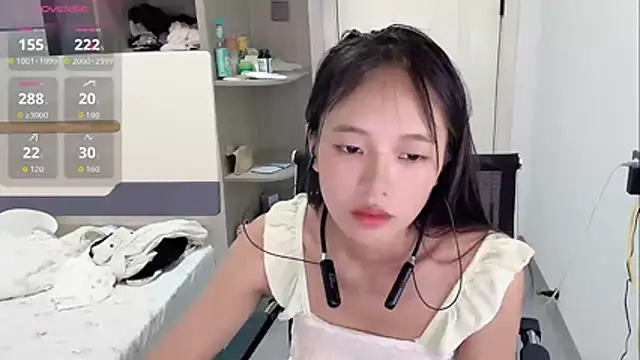 xiaolei-999 online show from June 30, 2026, 5:18 am