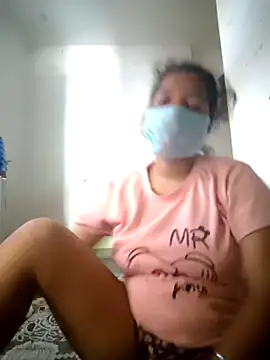 Snapshot of HOT_hanyi chatting on July 9, 2026, 9:43 am HOT hanyi online show from July 9, 2026, 9:43 am
