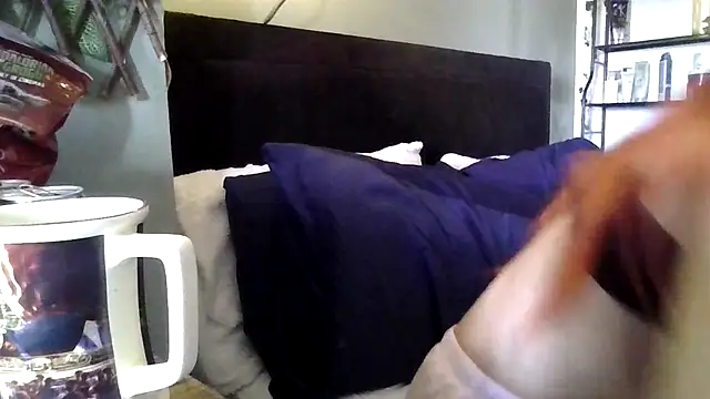 Snapshot of boodemblue chatting on July 11, 2026, 8:03 am boodemblue online show from July 11, 2026, 8:03 am