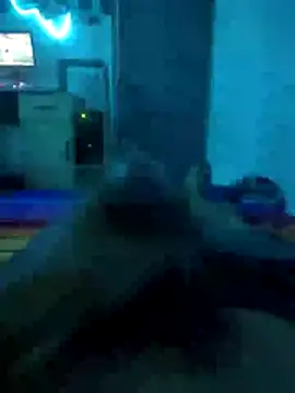 Yanzzz12 online show from June 28, 2026, 1:06 pm