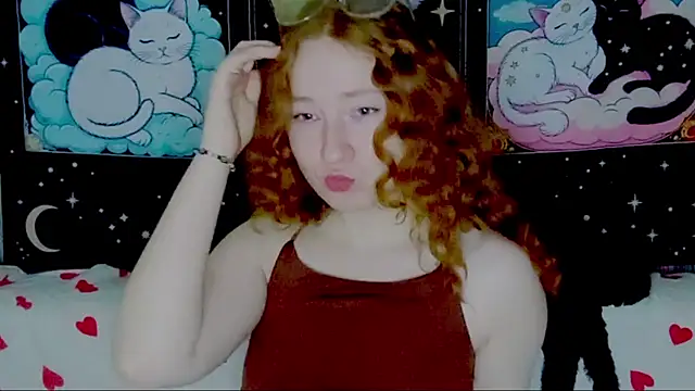Snapshot of lotus_flowerr chatting on August 5, 2026, 3:44 am lotus flowerr online show from August 5, 2026, 3:44 am