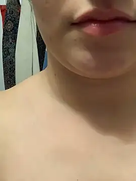 Doggymelisa online show from July 14, 2026, 11:11 pm