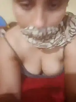 Snapshot of Gayatrthakur00000 chatting on June 30, 2026, 3:01 pm Gayatrthakur00000 online show from June 30, 2026, 3:01 pm