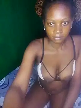Snapshot of sexxy-samira chatting on July 7, 2026, 7:23 am sexxy-samira online show from July 7, 2026, 7:23 am