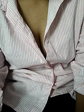 Snapshot of Sweety_rani_ chatting on July 4, 2026, 5:36 am Sweety rani online show from July 4, 2026, 5:36 am