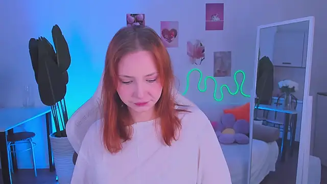 LittlePeach007 online show from July 1, 2026, 4:35 am