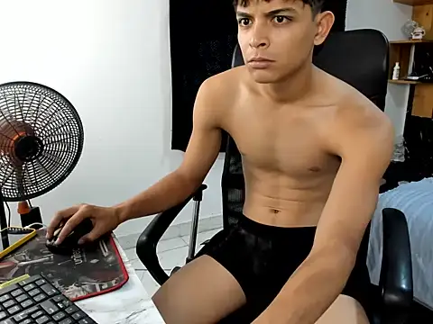 Snapshot of slim_dirtyxx1 chatting on July 14, 2026, 9:10 pm slim dirtyxx1 online show from July 14, 2026, 9:10 pm