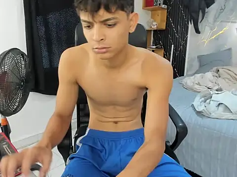 Snapshot of slim_dirtyxx1 chatting on July 13, 2026, 7:46 pm slim dirtyxx1 online show from July 13, 2026, 7:46 pm