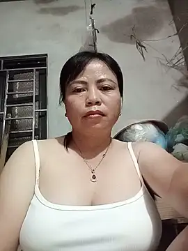 Lee bee1 online show from July 5, 2026, 8:05 pm
