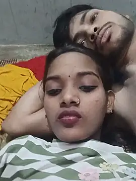 Snapshot of Horny_Couple-23 chatting on July 1, 2026, 8:03 am Horny Couple-23 online show from July 1, 2026, 8:03 am