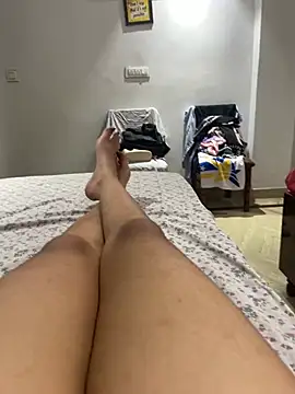 Snapshot of Amayra_gupta01 chatting on July 12, 2026, 8:20 pm Amayra gupta01 online show from July 12, 2026, 8:20 pm