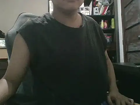 Snapshot of aeonfluxxx chatting on July 1, 2026, 6:08 pm aeonfluxxx online show from July 1, 2026, 6:08 pm