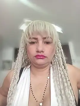 Snapshot of Kimberly_bu chatting on July 3, 2026, 2:01 pm Kimberly bu online show from July 3, 2026, 2:01 pm