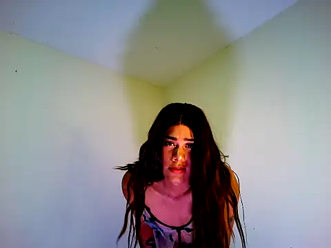 Snapshot of zoe_23baby chatting on July 6, 2026, 3:24 am zoe 23baby online show from July 6, 2026, 3:24 am
