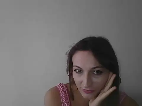 Snapshot of LucyFemme chatting on July 7, 2026, 1:25 pm LucyFemme online show from July 7, 2026, 1:25 pm