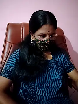 Snapshot of tamil_peenqueen chatting on July 10, 2026, 4:45 am tamil peenqueen online show from July 10, 2026, 4:45 am