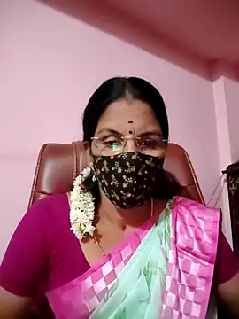 Snapshot of tamil_peenqueen chatting on July 11, 2026, 5:24 pm tamil peenqueen online show from July 11, 2026, 5:24 pm