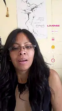 Snapshot of sweet_tulipan chatting on July 14, 2026, 10:16 pm sweet tulipan online show from July 14, 2026, 10:16 pm