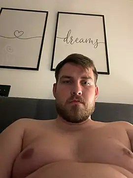 Snapshot of MarcoFootlover1 chatting on July 3, 2026, 5:25 am MarcoFootlover1 online show from July 3, 2026, 5:25 am