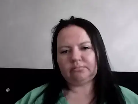 Snapshot of LaurenDirtyX chatting on July 6, 2026, 6:20 am LaurenDirtyX online show from July 6, 2026, 6:20 am