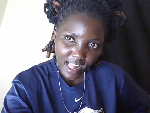 Snapshot of Black_beautygirlll chatting on July 6, 2026, 11:28 am Black beautygirlll online show from July 6, 2026, 11:28 am