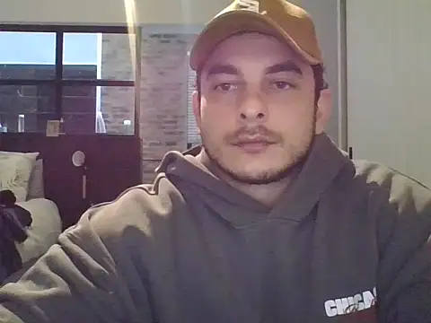 Snapshot of Marcelothegreek chatting on July 6, 2026, 9:50 pm Marcelothegreek online show from July 6, 2026, 9:50 pm