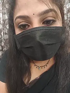 Snapshot of Honey_telugu7 chatting on July 24, 2026, 7:37 am Honey telugu7 online show from July 24, 2026, 7:37 am