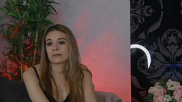Snapshot of KhristyBells chatting on July 7, 2026, 6:27 am KhristyBells online show from July 7, 2026, 6:27 am