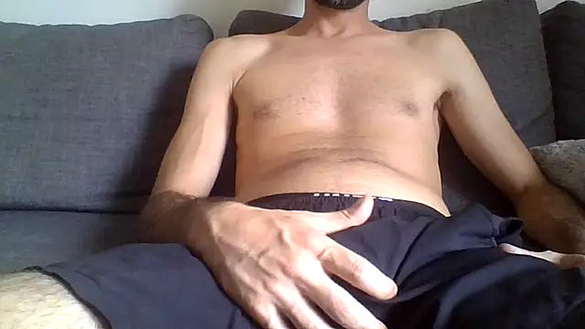 Snapshot of Frenchcumxxx chatting on July 7, 2026, 4:43 pm Frenchcumxxx online show from July 7, 2026, 4:43 pm