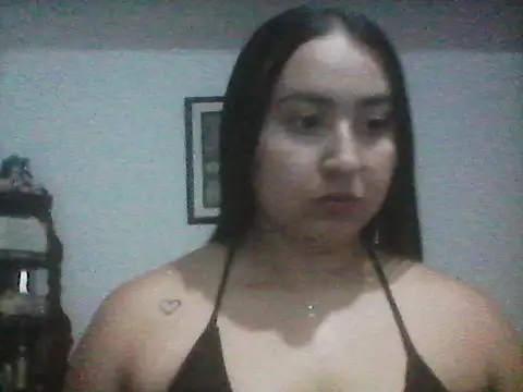 Mia and Scarlett online show from July 8, 2026, 1:41 am