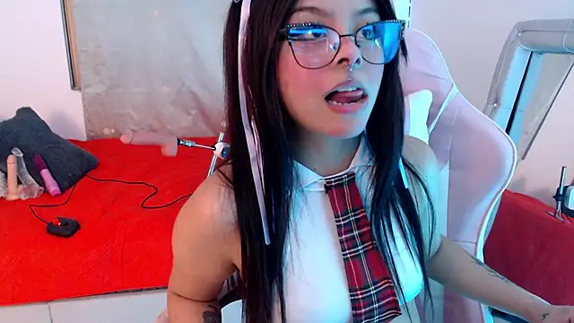 Snapshot of Candyvibe_ chatting on July 7, 2026, 6:47 am Candyvibe online show from July 7, 2026, 6:47 am