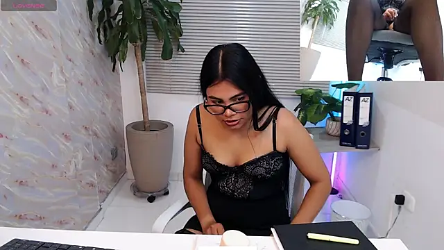 SofiaaReed online show from July 11, 2026, 11:21 am