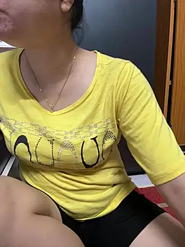 Snapshot of Genshin_love chatting on July 8, 2026, 1:45 pm Genshin love online show from July 8, 2026, 1:45 pm