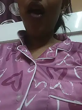 Snapshot of sharmilasingh89 chatting on July 13, 2026, 7:13 pm sharmilasingh89 online show from July 13, 2026, 7:13 pm