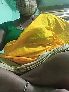 Snapshot of Tamil-lakhmi chatting on July 15, 2026, 5:42 pm Tamil-lakhmi online show from July 15, 2026, 5:42 pm
