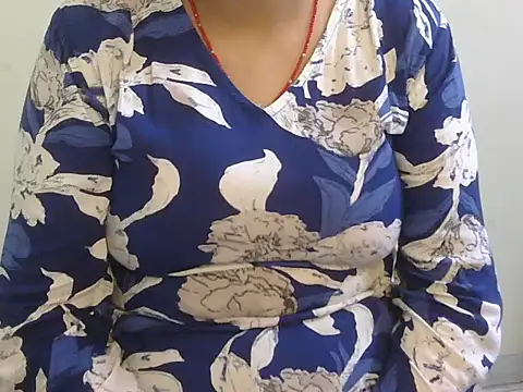 Snapshot of Phool_kumari chatting on July 9, 2026, 5:19 am Phool kumari online show from July 9, 2026, 5:19 am