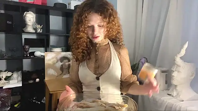 Snapshot of ElenaVanderbilt chatting on July 10, 2026, 8:09 pm ElenaVanderbilt online show from July 10, 2026, 8:09 pm