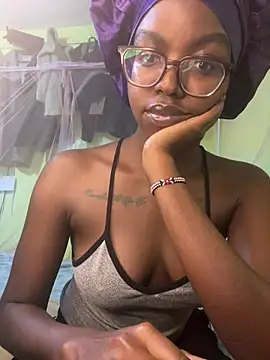 Snapshot of Ebonymuse chatting on July 16, 2026, 2:03 pm Ebonymuse online show from July 16, 2026, 2:03 pm