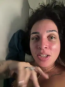 gtzluna2412 online show from July 30, 2026, 2:16 pm