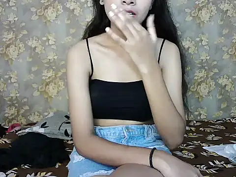 Snapshot of Lusty-_heer chatting on July 12, 2026, 6:31 pm Lusty- heer online show from July 12, 2026, 6:31 pm
