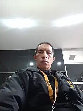 tornado0001 online show from July 12, 2026, 10:43 pm