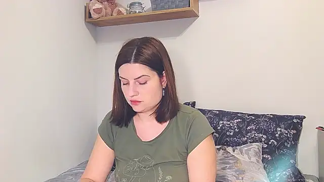 Snapshot of alisenties chatting on March 3, 2025, 5:20 pm alisenties online show from March 3, 2025, 5:20 pm