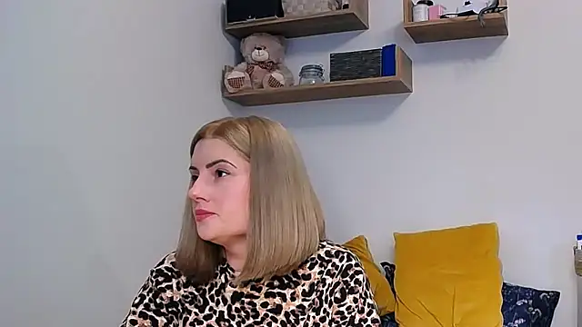 Snapshot of alisenties chatting on September 17, 2025, 2:08 pm alisenties online show from September 17, 2025, 2:08 pm