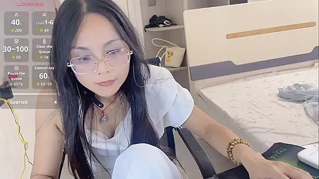 Snapshot of yishan-22 chatting on July 14, 2026, 10:21 am yishan-22 online show from July 14, 2026, 10:21 am
