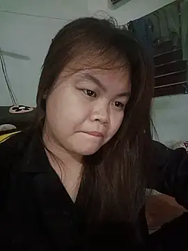 Snapshot of -Cindy_y chatting on July 15, 2026, 8:43 am -Cindy y online show from July 15, 2026, 8:43 am