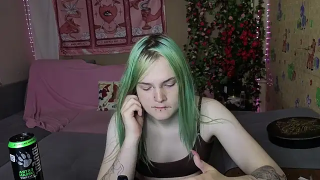 sweet4ti online show from July 16, 2026, 4:37 pm