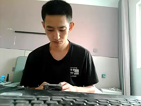 duzitengqq online show from July 26, 2026, 8:10 am