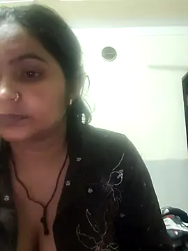 Curvy Bhabhi  online show from July 14, 2026, 9:21 pm