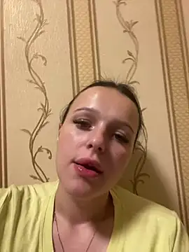 JennaLourents online show from July 15, 2026, 9:22 pm