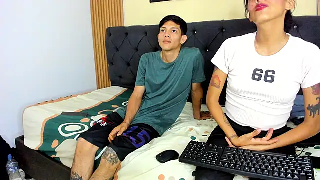 KimAndYorky online show from July 22, 2026, 7:38 pm